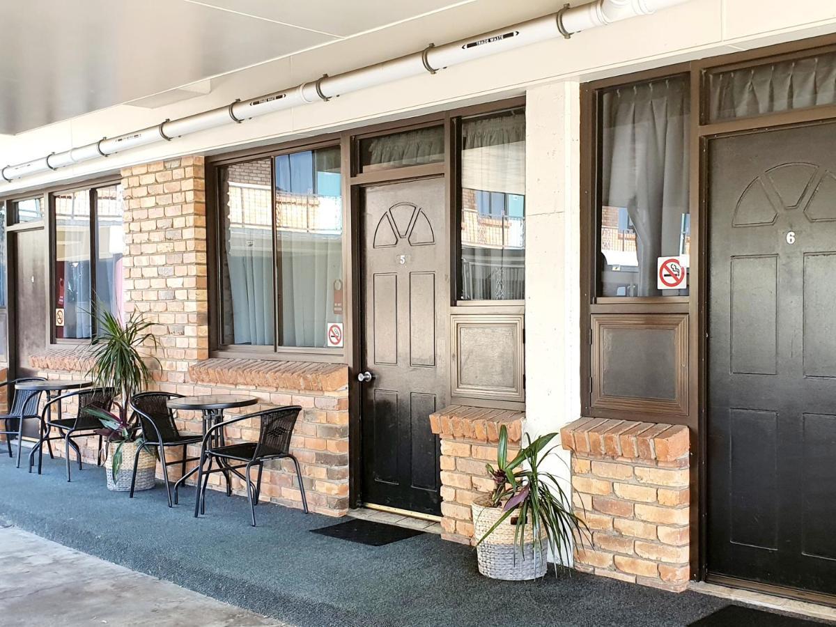 Archer Park Motel Rockhampton Extérieur photo